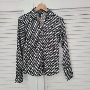 H&M Black and White Geometric Button-Down Shirt